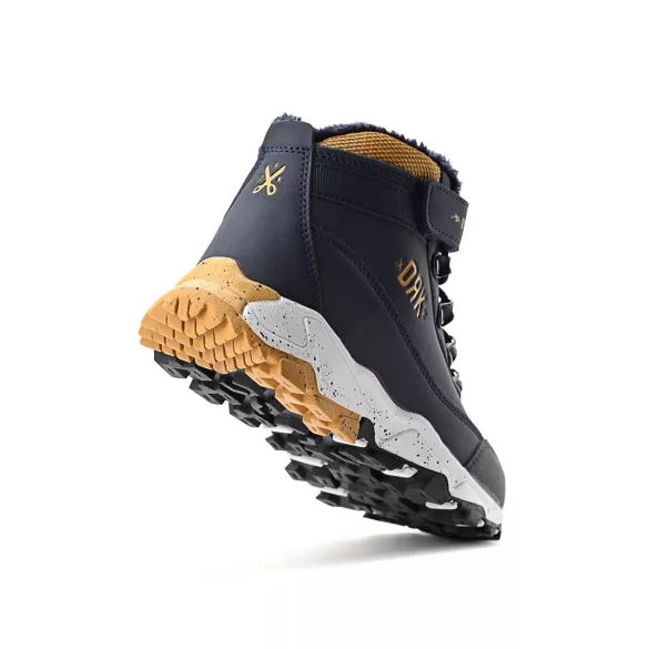 28-35 fiú bélelt bakancs Dorko Everest K