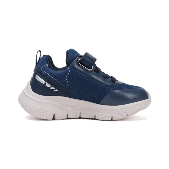 24-35 fiú vízálló sportcipő D.D.step P092-51815