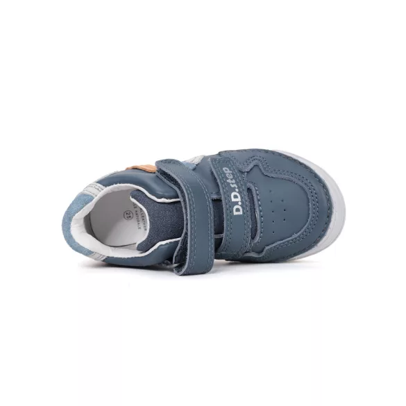 25-36 fiú  zárt cipő D.D.step S040-61252A