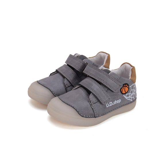 25-30 fiú zárt cipő D.D.step S049-51676B