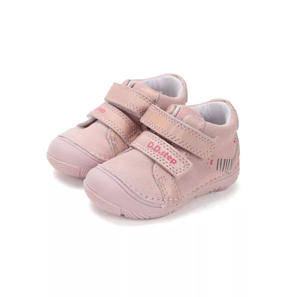 20-25  lány zárt cipő D.D.step S082-51505B