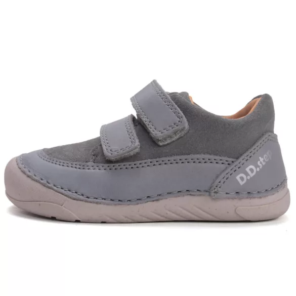 28-33 fiú zárt cipő D.D.step S108-61210